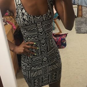 Black and white print H&M dress